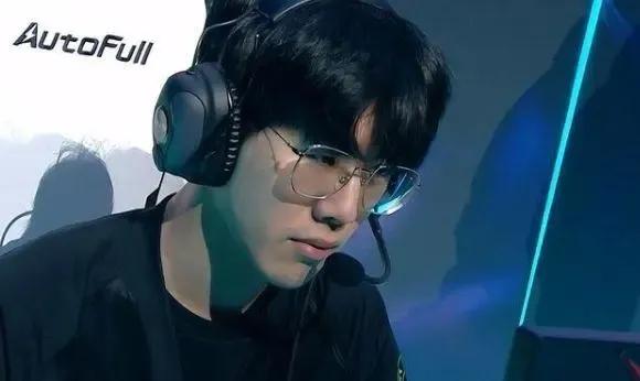 组合来抵御 组合来抵御