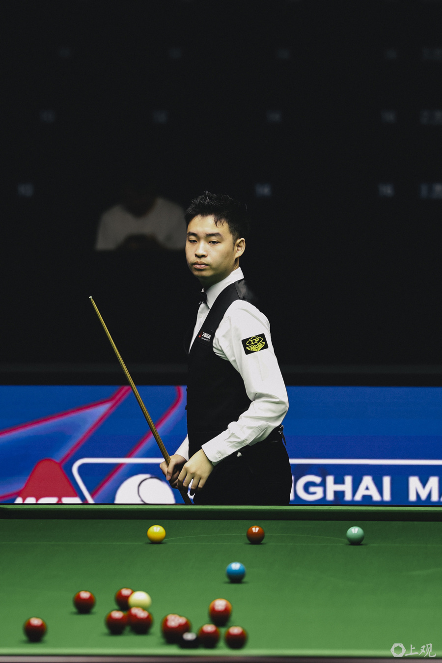 足以直冲上 足以直冲上