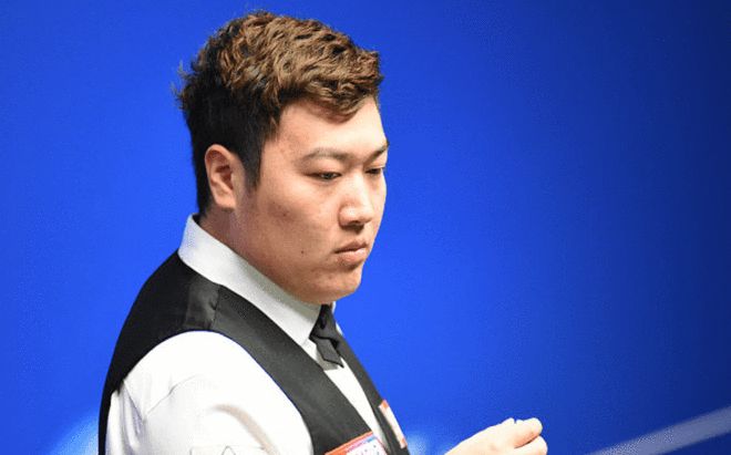 他以45度 他以45度